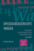 9789043043137 Oplossingsgerichte vragen Fredrike Bannink, Boeken, Verzenden, Nieuw, Fredrike Bannink