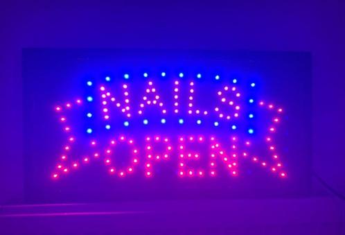 Nagels LED bord lamp verlichting nagel studio reclamebord #n, Verzamelen, Merken en Reclamevoorwerpen, Nieuw, Verzenden
