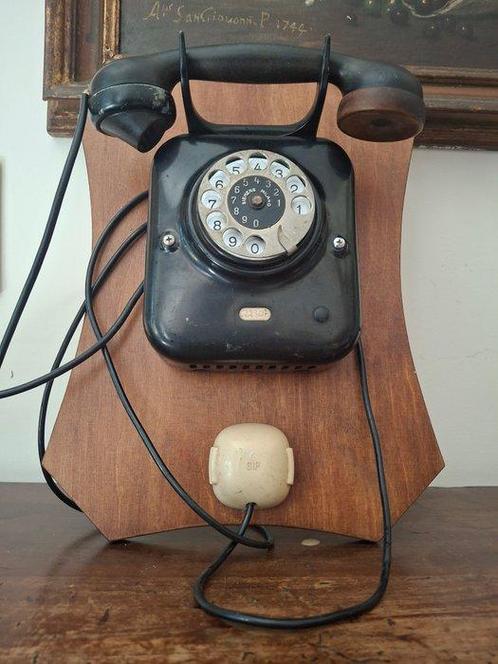 Siemens - Analoge telefoon - Bakeliet - Telefoon van, Antiek en Kunst, Kunst | Designobjecten