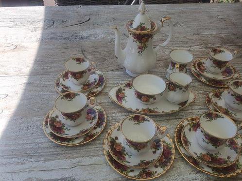 Royal Albert - Unknown - Koffieservies voor 6 (15) - Old, Antiek en Kunst, Antiek | Meubels | Tafels