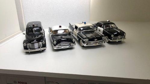 Mira, RoadLegends 1:18 - Modelauto (4), Hobby en Vrije tijd, Modelauto's | 1:5 tot 1:12
