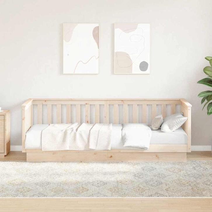 vidaXL Dagbed zonder matras 90x200 cm massief grenenhout, Huis en Inrichting, Slaapkamer | Bedden, 90 cm, 200 cm, Bruin, Eenpersoons