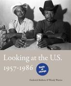 Looking at the U.S. 1957 -1986 ENG-FR | 9789053306734 | F., Zo goed als nieuw, F. Baldwin; W. Watriss