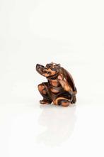Een prachtige boxwood netsuke van een Oni die zichzelf, Antiek en Kunst