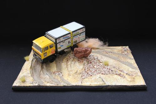 Diorama Dakar Rallye wrong way 1:43 (1:50), Hobby en Vrije tijd, Modelbouw | Figuren en Diorama's, 1:35 tot 1:50, Nieuw, Diorama