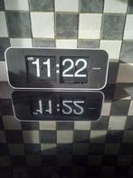 Flip klok - Karlsson - Modern Plastic - 2022