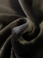 Prachtig, constant en zeer zacht intens zwart pelsje. -, Antiek en Kunst, Antiek | Kleden en Textiel