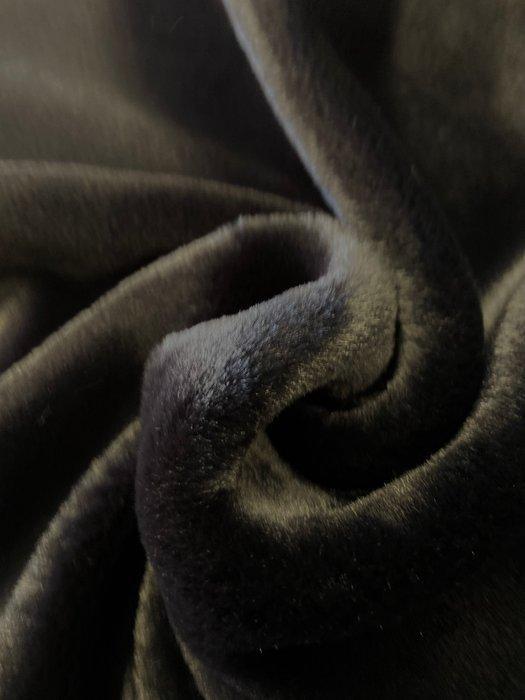 Prachtig, constant en zeer zacht intens zwart pelsje. -, Antiek en Kunst, Antiek | Kleden en Textiel