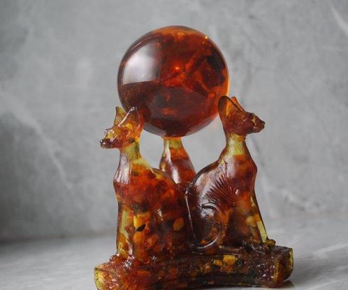 3 Baltische Amber Sphynx katten houden een Amber Ball vast, Verzamelen, Dierenverzamelingen