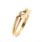 18 Krt. Gouden ring met diamant 0,22 ct. (geelgoud), Sieraden, Tassen en Uiterlijk, Ringen, Gebruikt, Overige kleuren, Heer, Ophalen of Verzenden