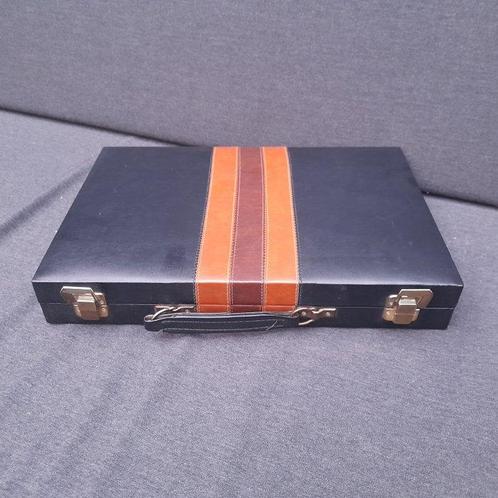 Bordspel - Backgammon - Leer, Antiek en Kunst, Antiek | Overige Antiek
