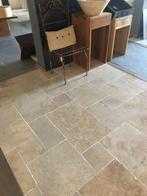 Travertin vloer in Japandi woonstijl, 30 cm of meer, Steen of Klei, Verzenden, 50 tot 150 cm