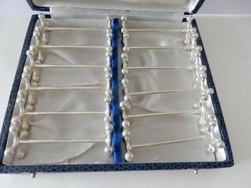 Messensteun - SFAM - Elegante kist met 12 messenhouders - beschikbaar voor biedingen