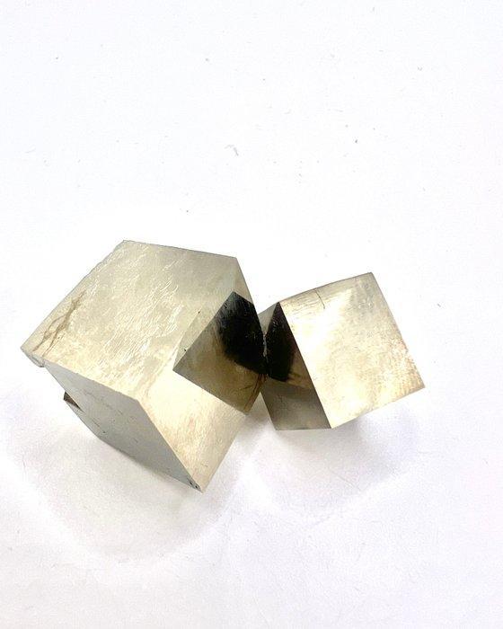 PREMIUM - Wonderen - ongelooflijk stralende pyriet, Verzamelen, Mineralen en Fossielen