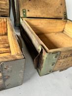 Krat (4) - Militaire industriële dozen. - Hout, Staal