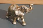 sculptuur, kubistische olifant resin. - 19 cm - resin