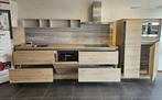 NIEUWE Showroomkeuken Greeploos / Houtlook / INNOVARE OUTLET, Bruin, Verzenden, Nieuw, Enkelwandige keuken