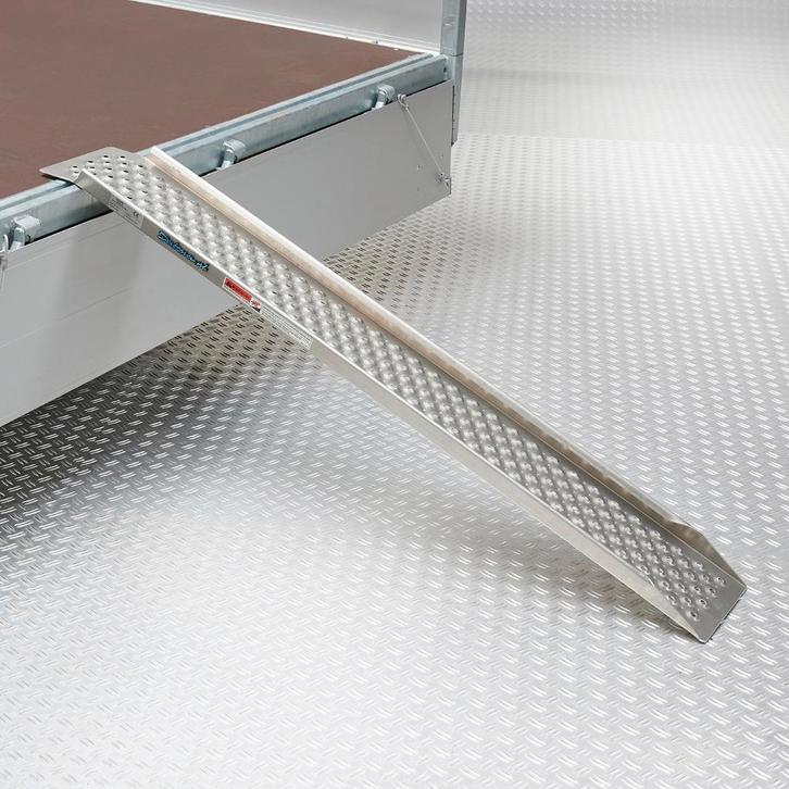 Datona Motor oprijplaat met opstaande rand - 150 cm - Datona, Motoren, Onderdelen | Merk-onafhankelijk, Nieuw, Ophalen of Verzenden