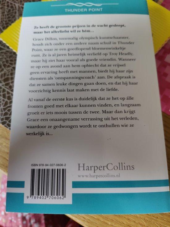 Goud voor het leven 9789402706062 Robyn Carr, Boeken, Romans, Gelezen, Verzenden