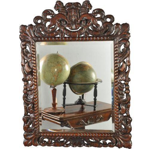 aangenaam fraai gestoken spiegellijst in notenhout ca 1870, Antiek en Kunst, Antiek | Spiegels, Ophalen of Verzenden