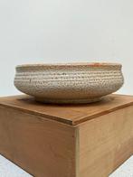 Shino glazuur kom in aardse tinten - Aardewerk - Toyama Kiln