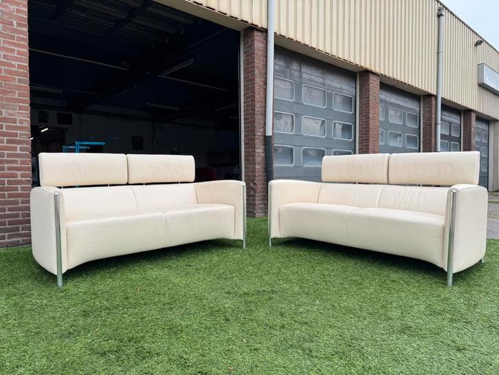 Bankstel  LEOLUX GONCHAROV design 2 x 2,5 zits banken  leer, Huis en Inrichting, Banken | Bankstellen, Rechte bank, Zo goed als nieuw