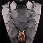 KOI Vis - Amulet Onyx en nefriet ketting met gesneden