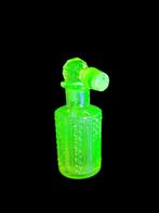 Scailmont - Parfum vaas - uranium glas - Uraniumglas, Antiek en Kunst