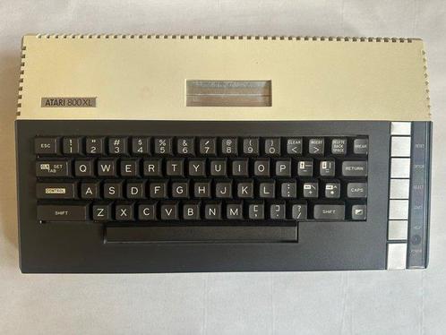 Atari 800XL with game & accessories - Computer, Spelcomputers en Games, Spelcomputers | Overige Accessoires