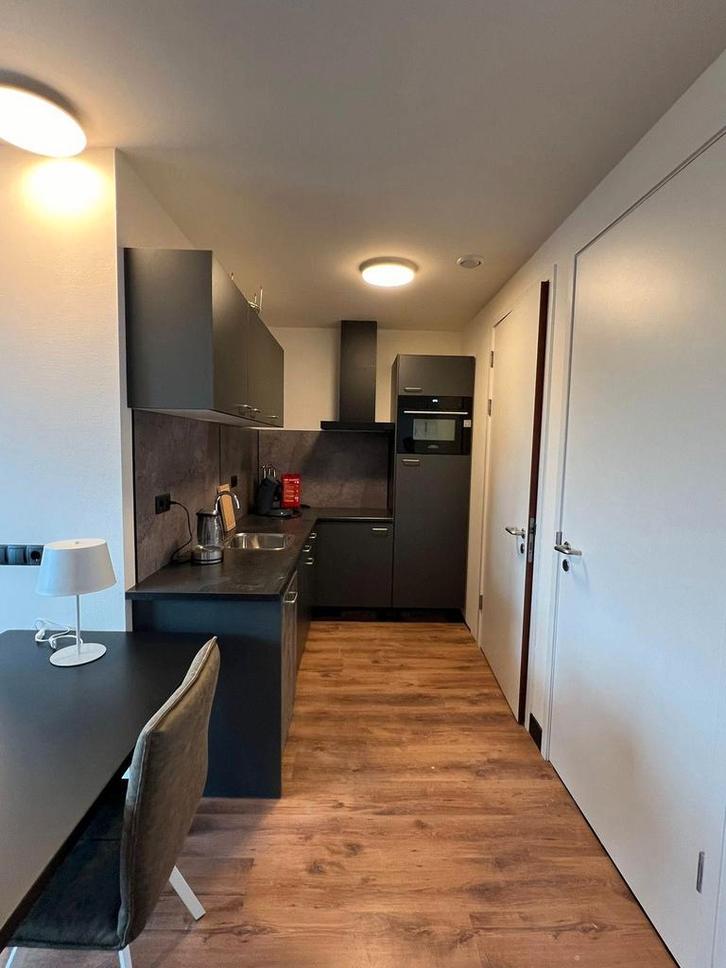 Te huur: Appartement Broekhovenseweg in Tilburg, Huizen en Kamers, Huizen te huur, Noord-Brabant, Appartement