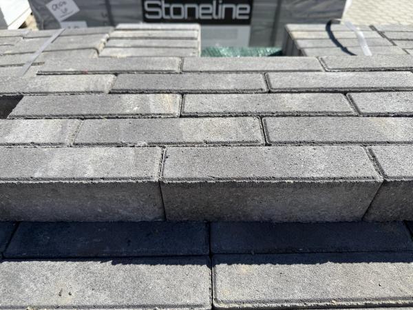 Veiling - 9,6 M2 Waalformaat Beton Dolce Antraciet Met Facet, Tuin en Terras, Tegels en Klinkers