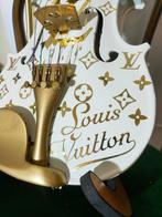 fp pop art - Louis vuitton violon 4/4 (60cm) white exception, Antiek en Kunst