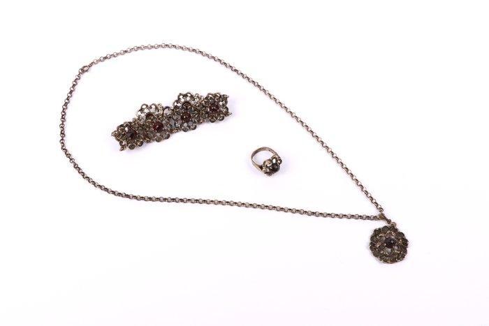Zonder minimumprijs - 3-delige sieradenset Zilver - vintage, Sieraden, Tassen en Uiterlijk, Antieke sieraden