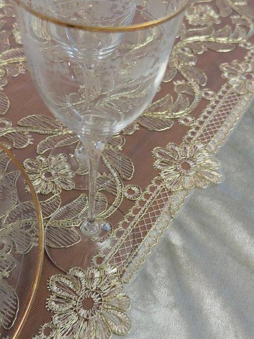 Elegant tafelkleed voor grote tafels Franse elegantie in, Antiek en Kunst, Antiek | Kleden en Textiel