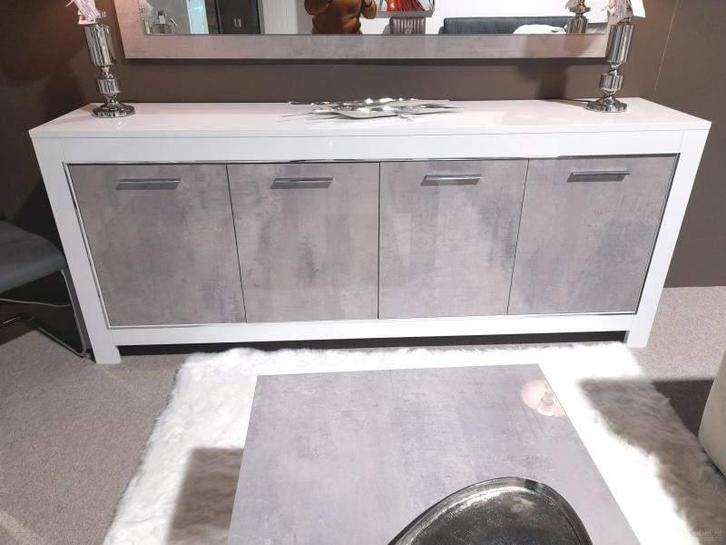 Dressoir Marknesse 4 Deurs Wit/Marmer - dressoirs, Huis en Inrichting, Kasten | Dressoirs, Nieuw, Overige materialen