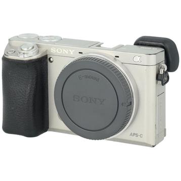 Digitale fotocamera | Sony A6000 zilver body | Tweedehands beschikbaar voor biedingen