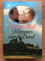 Minnaars van de duivel 9789026977824 Victoria Holt, Boeken, Historische romans, Verzenden, Gelezen, Victoria Holt