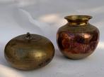 Pot (2) - Messing - Zware metalen voorwerpen, Antiek en Kunst