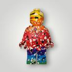 RED - sculptuur, Lego white color - 21 cm - Hars - 2025, Nieuw