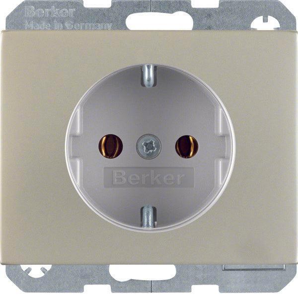 Hager Berker K.1/K.5 Wandcontactdoos (WCD-schakelmateriaal), Doe-het-zelf en Verbouw, Elektra en Kabels, Overige typen, Nieuw