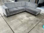 Mooie grijze velvet hoekbank, Huis en Inrichting, 250 tot 300 cm, 125 tot 150 cm, Hoekbank, Zo goed als nieuw