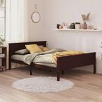 vidaXL Bedframe massief grenenhout donkerbruin 140x200 cm, Huis en Inrichting, Slaapkamer | Bedden, Bruin, Verzenden, 140 cm, 200 cm