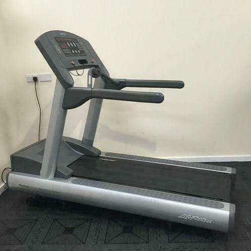 LIFE FITNESS Loopband 95 T Integrity NU 1699,- Laagste Prijs, Sport en Fitness, Fitnessmaterialen, Zo goed als nieuw, Armen, Benen