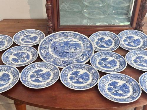 Villeroy & Boch - Mettlach - Dessertservies (13) -, Antiek en Kunst, Antiek | Meubels | Tafels