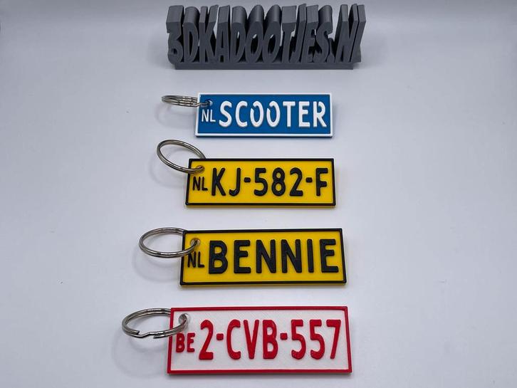 Kenteken sleutelhanger - Gepersonaliseerd - Uniek, Auto diversen, Overige Auto diversen, Verzenden