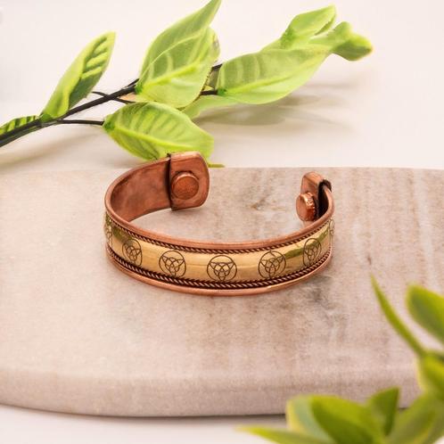 Koperen gezondheids-klemarmband triquetra met 2 magneten, Sport en Fitness, Gezondheidsproducten en Wellness, Nieuw