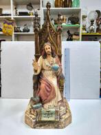 religieus Hout Representatieve figuur van Jezus op een troon