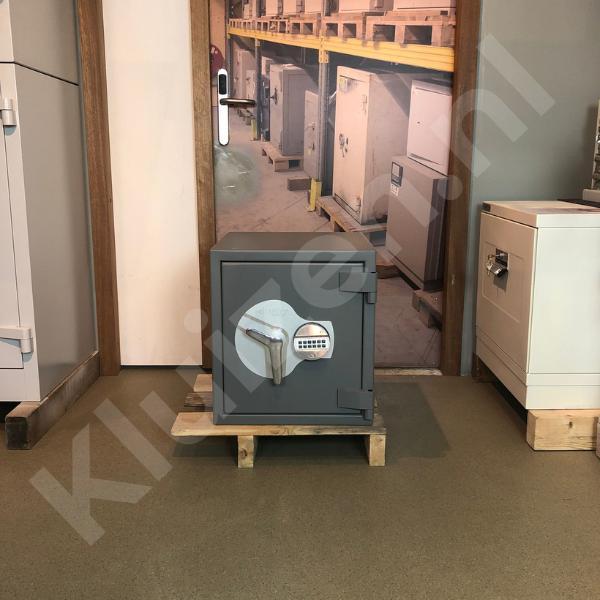 Gebruikte eurosafe AR-2EL, Huis en Inrichting, Brandblussers en Brandkasten, Gebruikt, Verzenden