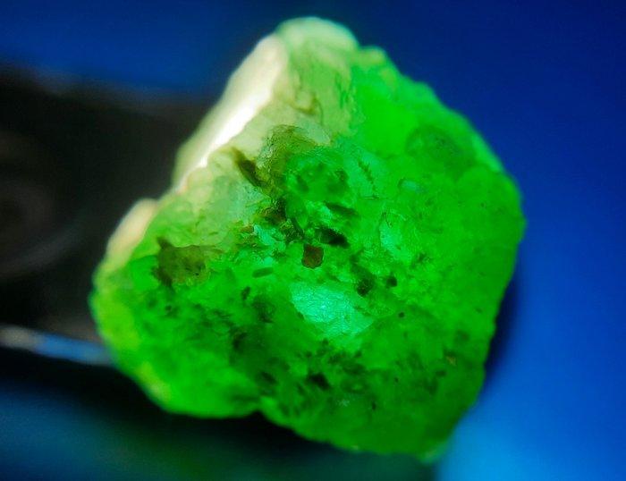 6,2 ct - onbehandelde natuurlijke smaragd Ruw- 1.24 g, Verzamelen, Mineralen en Fossielen