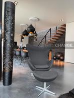Fritz Hansen EGG Chair en Foot Stool ongebruikt zie ook Swan, Huis en Inrichting, Fauteuils, Nieuw, Design, Metaal